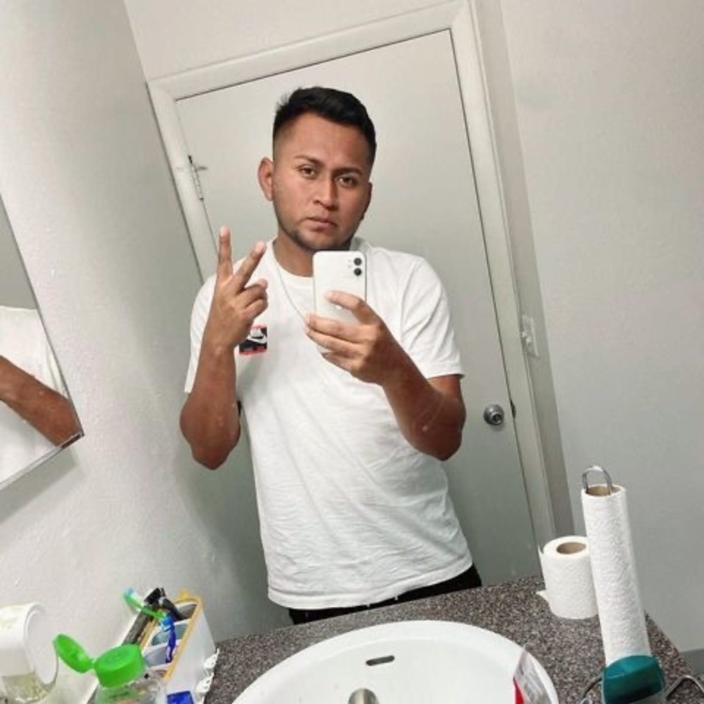 Meet your Posher, Eduardo